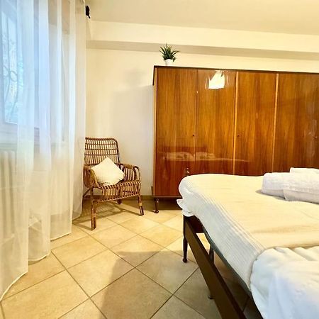 Casa Nel Verde - 4 Posti Letto Apartment เคียราวาลเล ภายนอก รูปภาพ