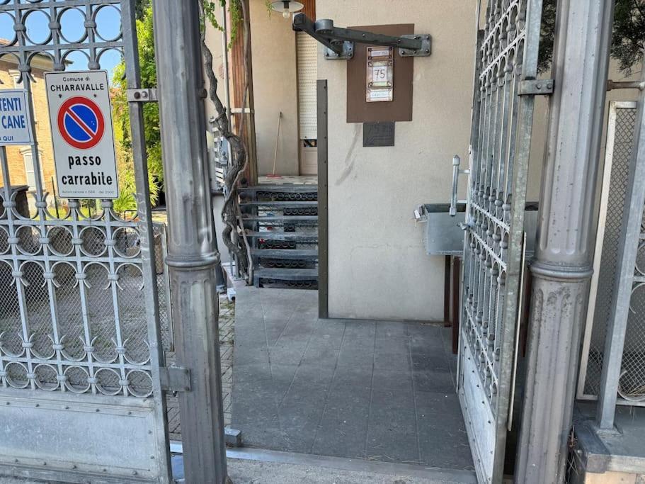 Casa Nel Verde - 4 Posti Letto Apartment เคียราวาลเล ภายนอก รูปภาพ